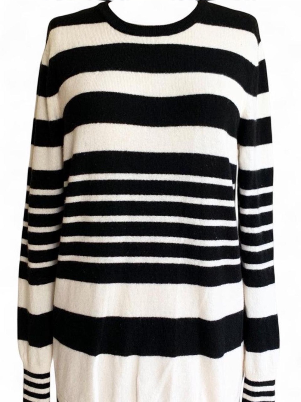Equipment Femme Brand Black & white striped 100% cashmere sweater